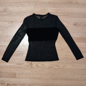 Express mesh and velvet top